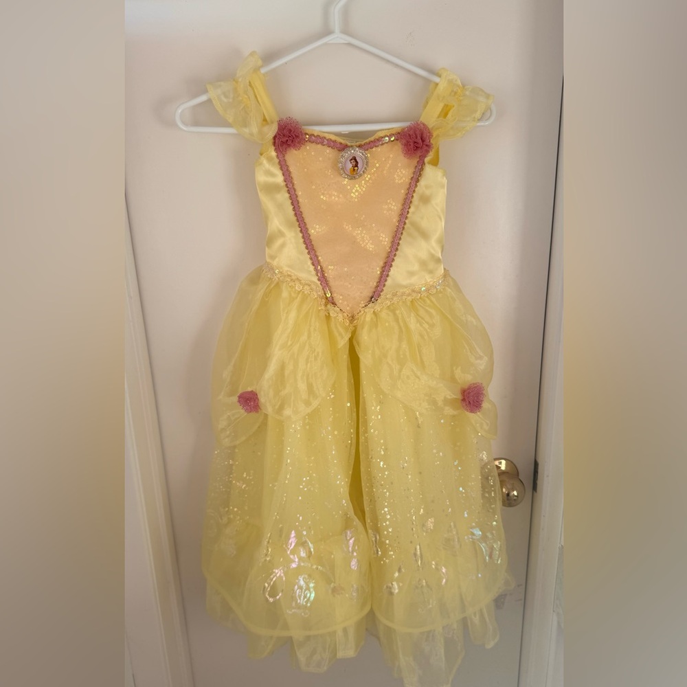 Excellent condition, Disney Sparkling Yellow Princess Dress